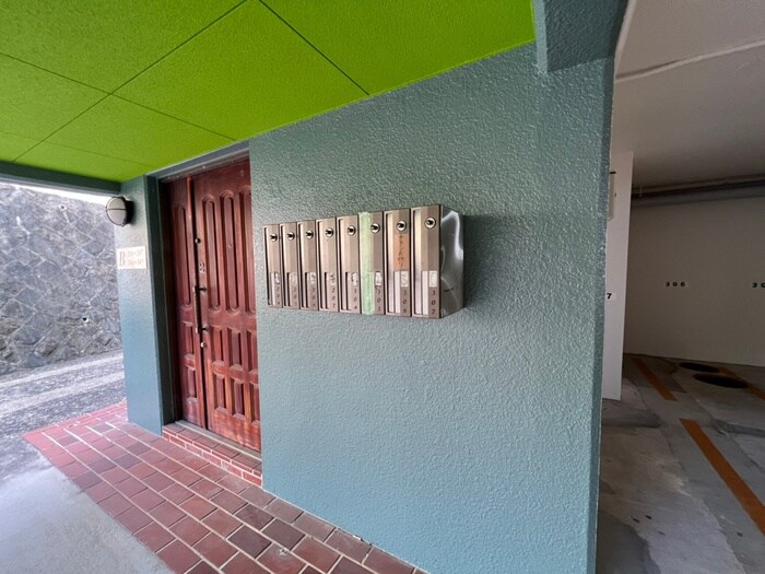 六甲ガーデンホームズの物件外観写真