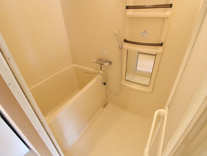 パセオアグラシオン今出川の物件内観写真