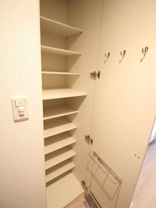 ﾌﾟﾚｻﾝｽ新大阪ｸﾚｽﾀ(407)の物件内観写真