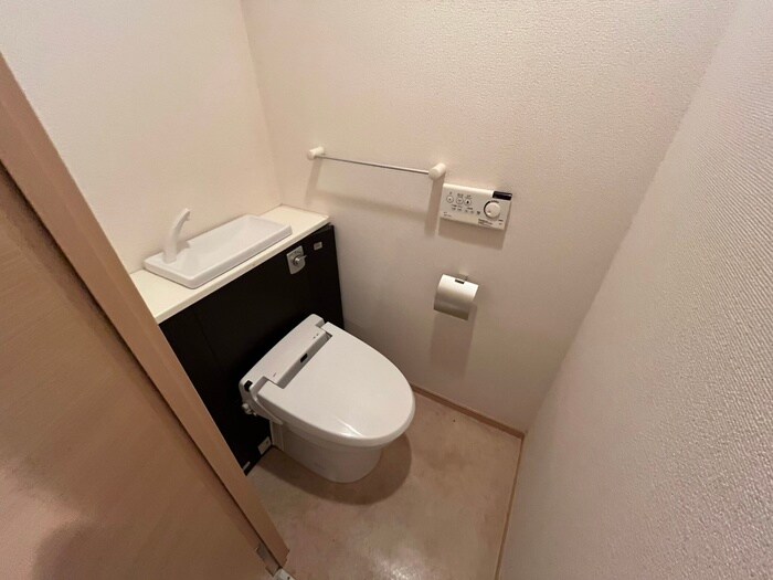 西舞子壱番館の物件内観写真