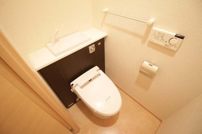 西舞子壱番館の物件内観写真