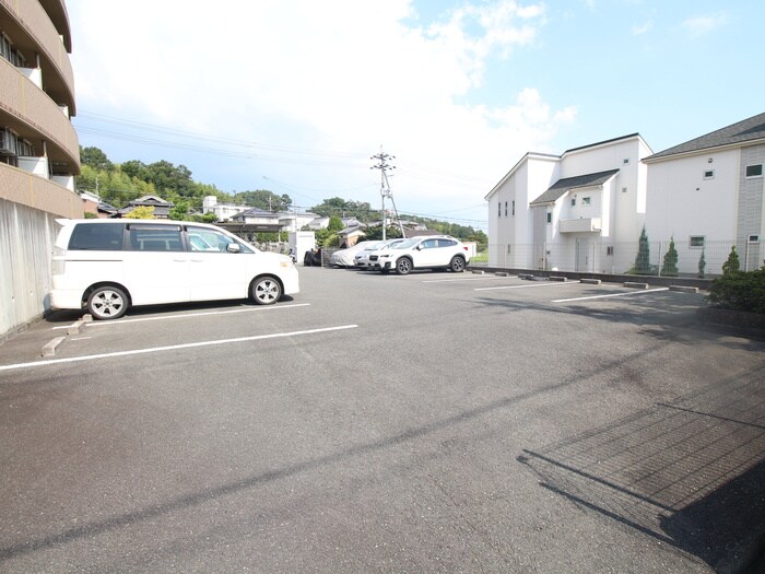 ヒルポ－トの物件外観写真