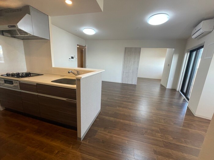 ファルマシアントアロードの物件内観写真