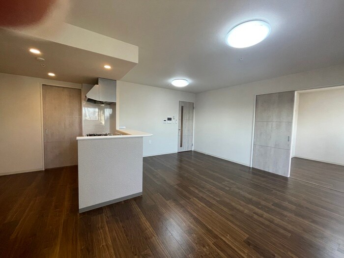 ファルマシアントアロードの物件内観写真