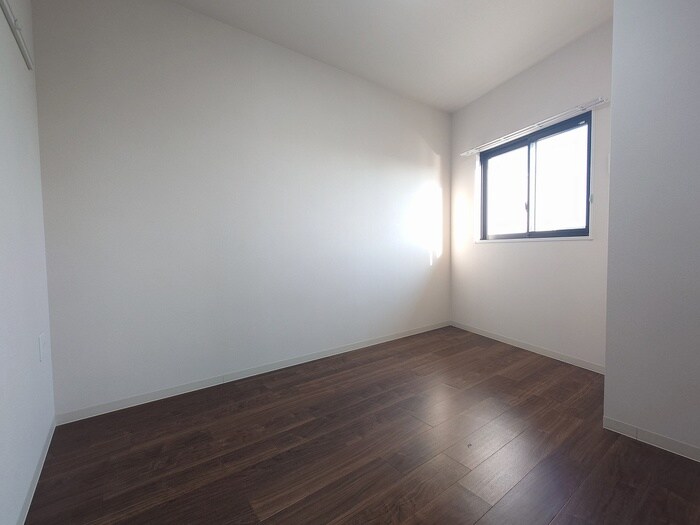 ファルマシアントアロードの物件内観写真