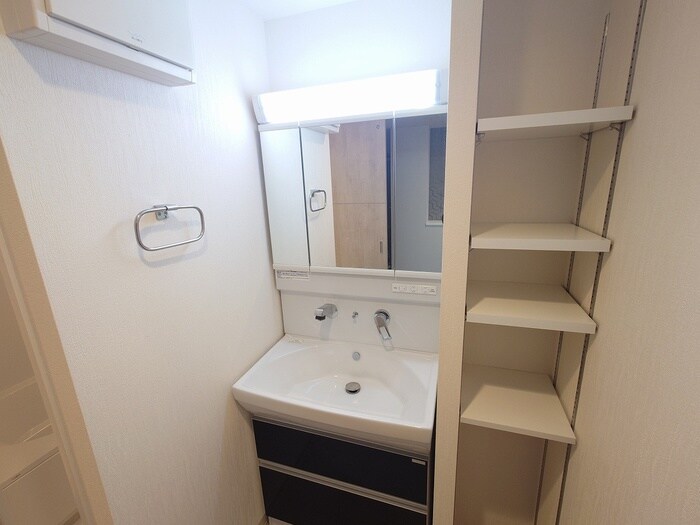 ファルマシアントアロードの物件内観写真