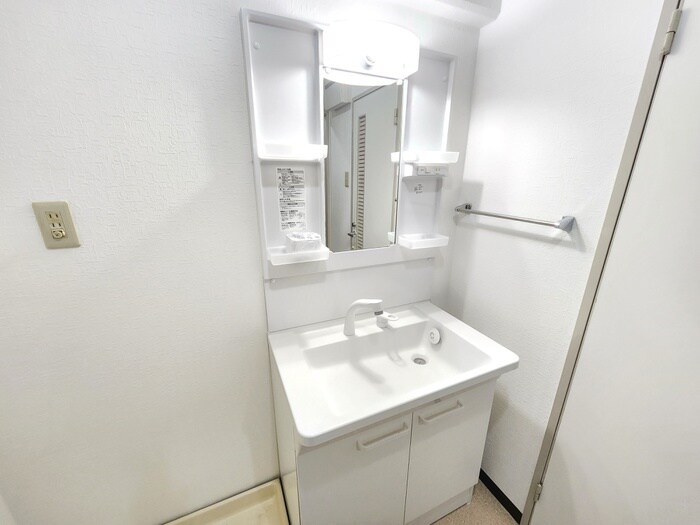 ドミ－ルコ－トの物件内観写真