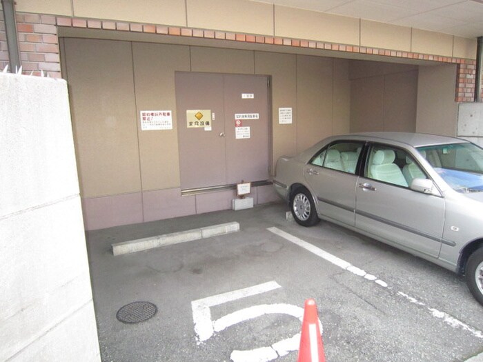 ドミ－ルコ－トの物件外観写真