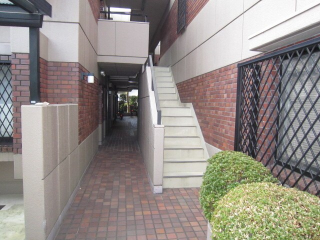 ドミ－ルコ－トの物件外観写真