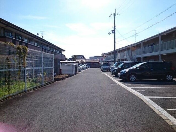 サンメゾンⅠの物件外観写真