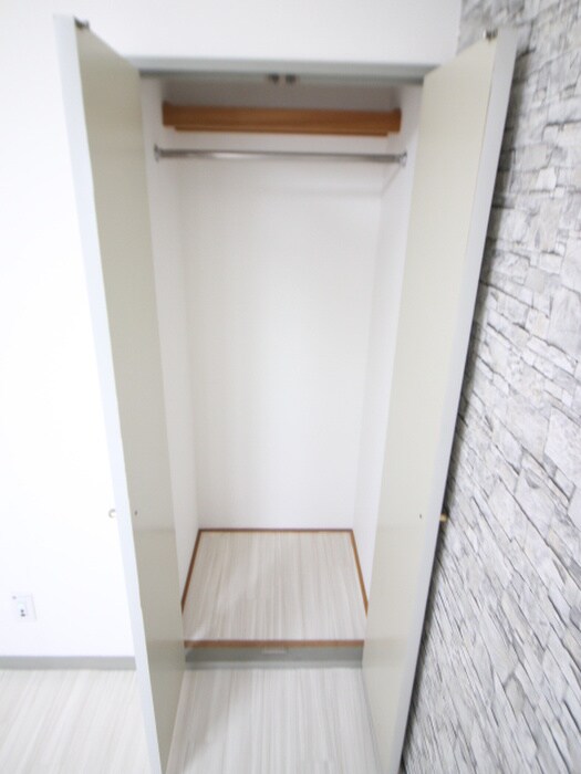 パークモダン高井田の物件内観写真