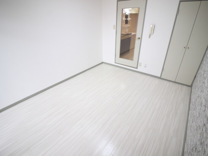 パークモダン高井田の物件内観写真