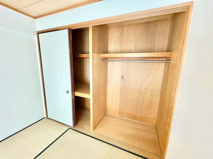 陵南ハイツの物件内観写真