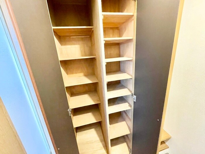 陵南ハイツの物件内観写真