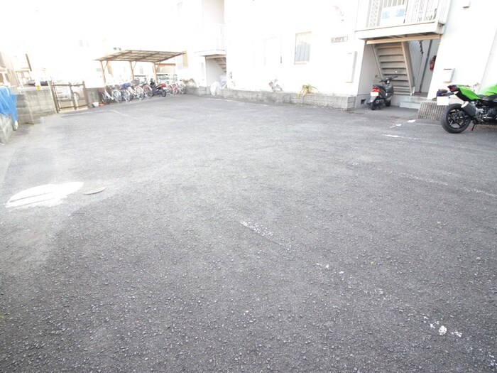 プレジ－ル桂の物件外観写真