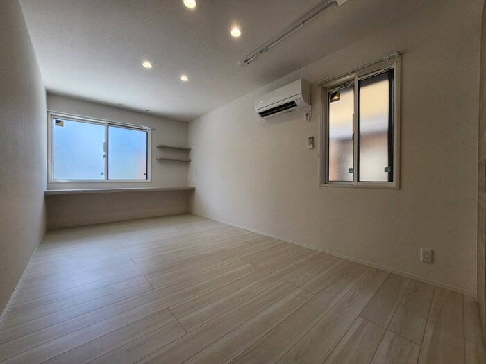 クラシスト千里丘上の物件内観写真