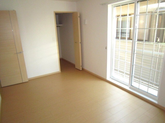 フォンテ－ヌ２番館の物件内観写真