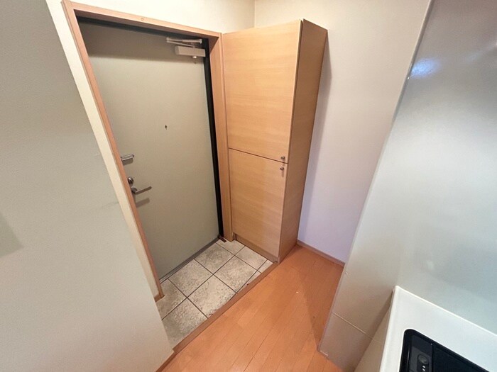 フェミネンス御所西（３０１）の物件内観写真