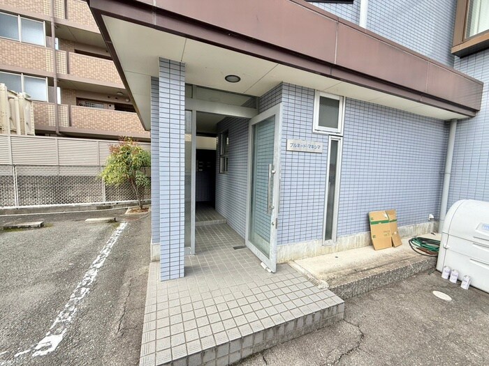 プルネ－ドマキシマの物件外観写真