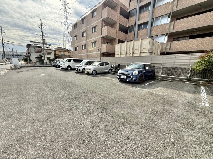 プルネ－ドマキシマの物件外観写真