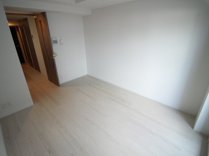 ｴｽﾘｰﾄﾞ京都梅小路ｱｳﾞｪﾆﾃ(101)の物件内観写真