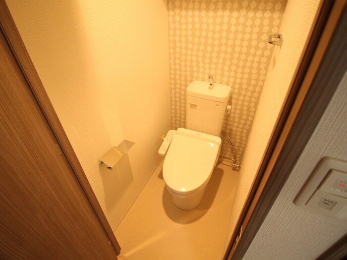 ｴｽﾘｰﾄﾞ京都梅小路ｱｳﾞｪﾆﾃ(101)の物件内観写真