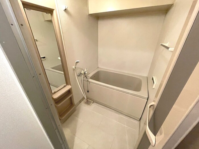 ｲﾝﾍﾟﾘｱﾙﾊﾟﾚｽ ﾘﾊﾞ-ｻｲﾄﾞの物件内観写真