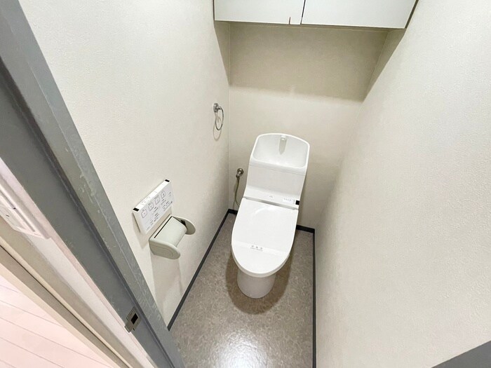 ｲﾝﾍﾟﾘｱﾙﾊﾟﾚｽ ﾘﾊﾞ-ｻｲﾄﾞの物件内観写真