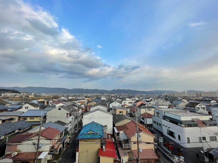 ｲﾝﾍﾟﾘｱﾙﾊﾟﾚｽ ﾘﾊﾞ-ｻｲﾄﾞの物件内観写真