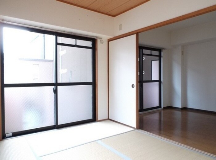 東建マンションの物件内観写真