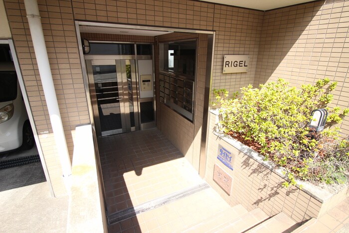 ＲＩＧＥＬ岡町の物件外観写真