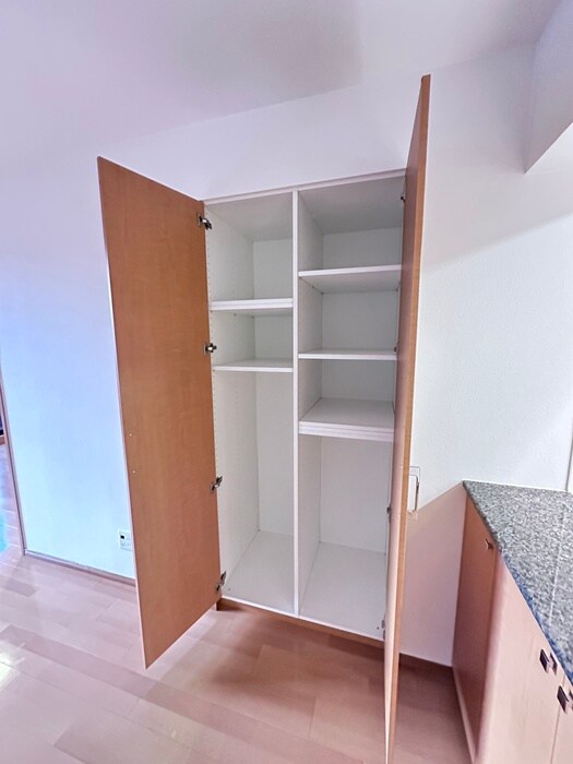 リ－ガル京都烏丸御池(804)の物件内観写真