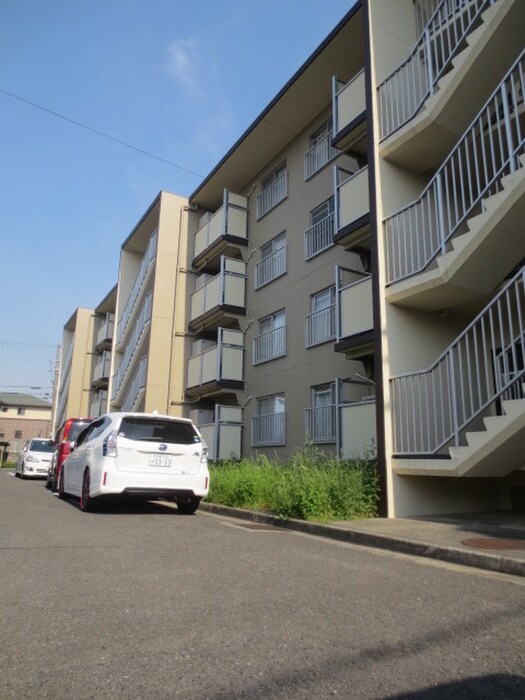 エル・セレーノ古川橋の物件外観写真