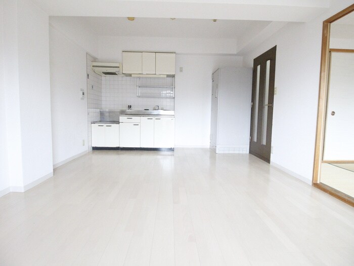 ファトゥル－ジェの物件内観写真