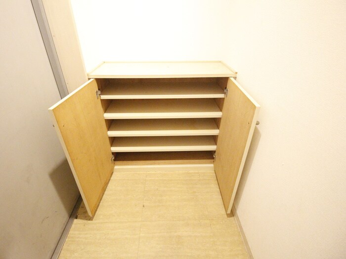 ファトゥル－ジェの物件内観写真