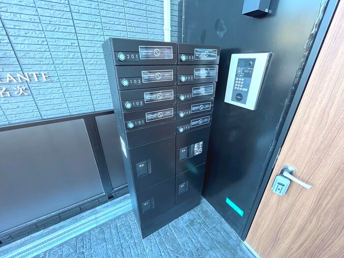 シンティランテ夙川名次の物件外観写真