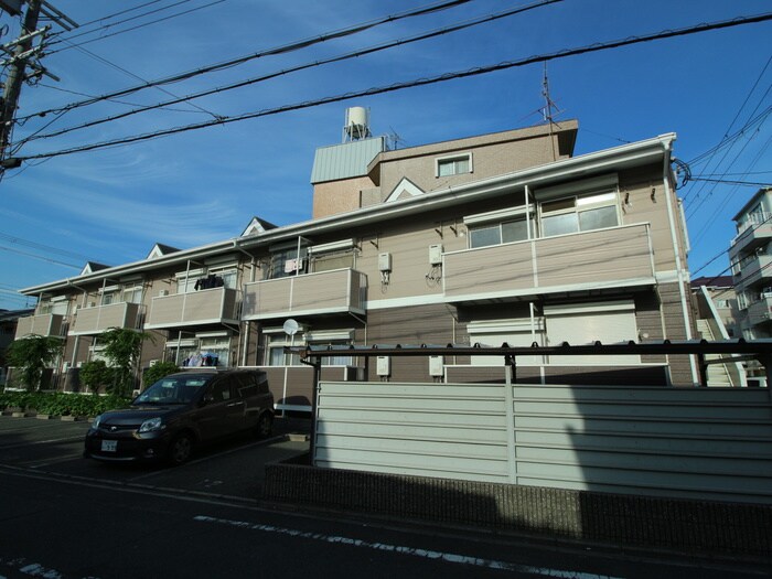 ﾚｰﾍﾞﾝ・ﾊｲﾑの物件外観写真