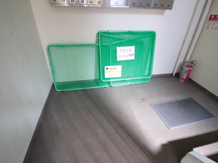 甲子園フラットの物件外観写真