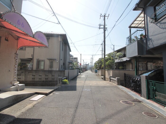 甲子園フラットの物件外観写真