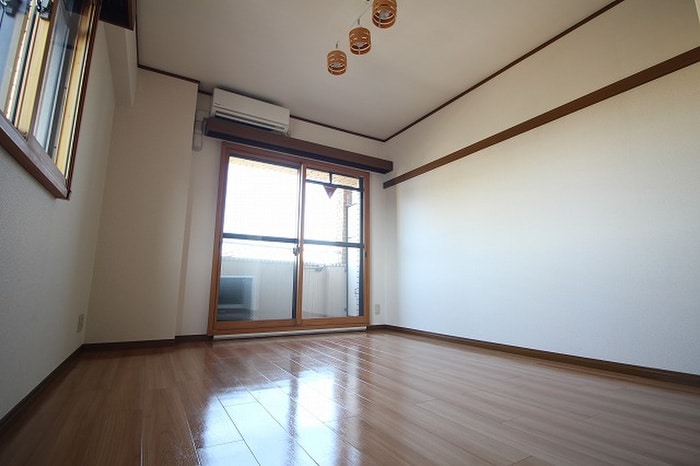 ラフィーネ四条堀川の物件内観写真