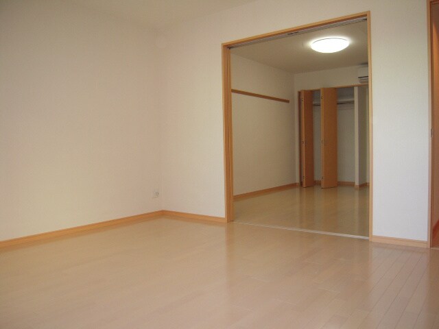 サンステ－ジ桜丘の物件内観写真