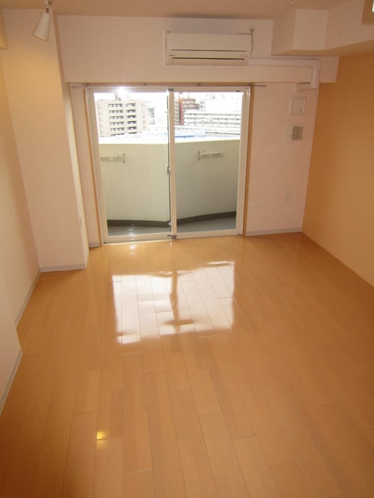 セレニテ新大阪弐番館の物件内観写真