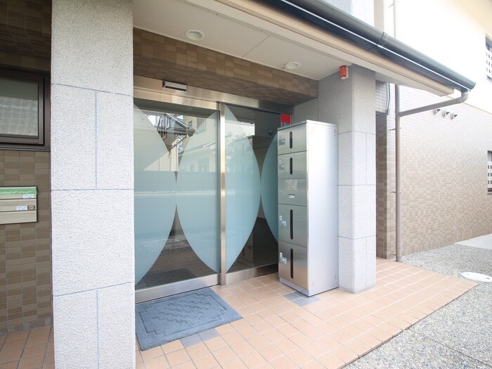 コンチネンタルオオサギの物件外観写真