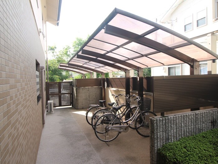 コンチネンタルオオサギの物件外観写真