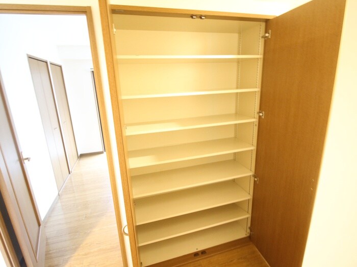 コンチネンタルオオサギの物件内観写真