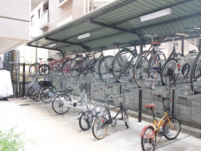 カノン雁金の物件外観写真