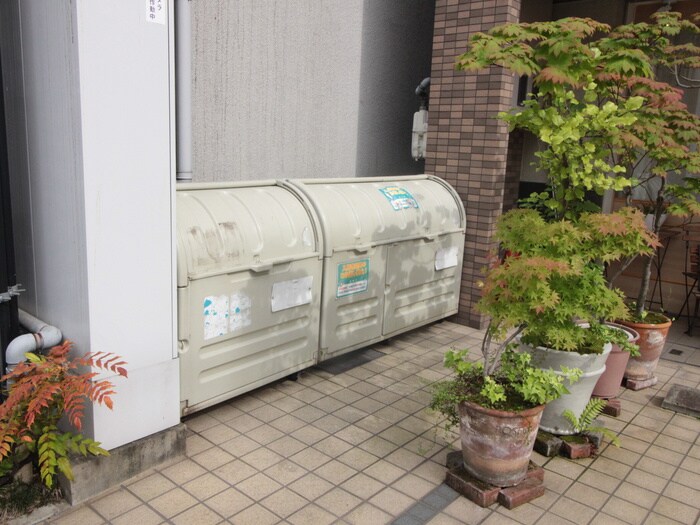 カノン雁金の物件外観写真