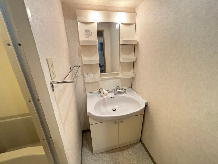 カノン雁金の物件内観写真