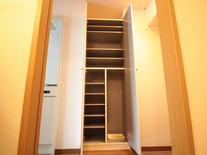 カノン雁金の物件内観写真