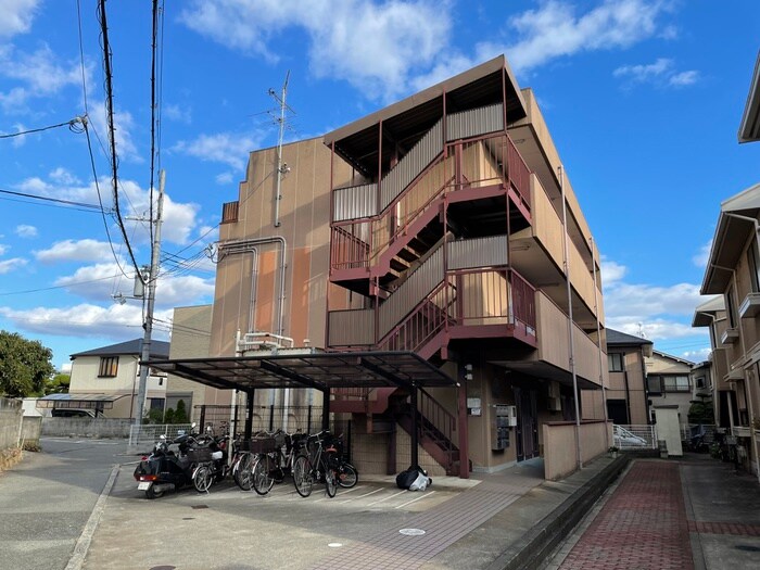 メニ－ロ－ザ甲東園の物件外観写真